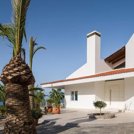 Villa Giakoumakis *