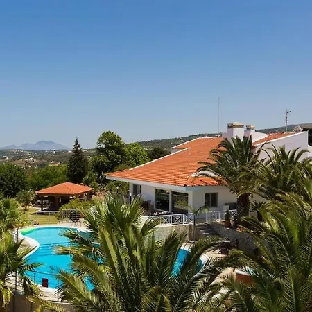 Giakoumakis Villa